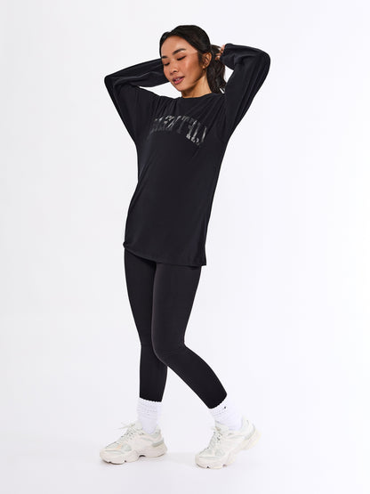 Selfie Long Sleeve Graphic Tee - Black